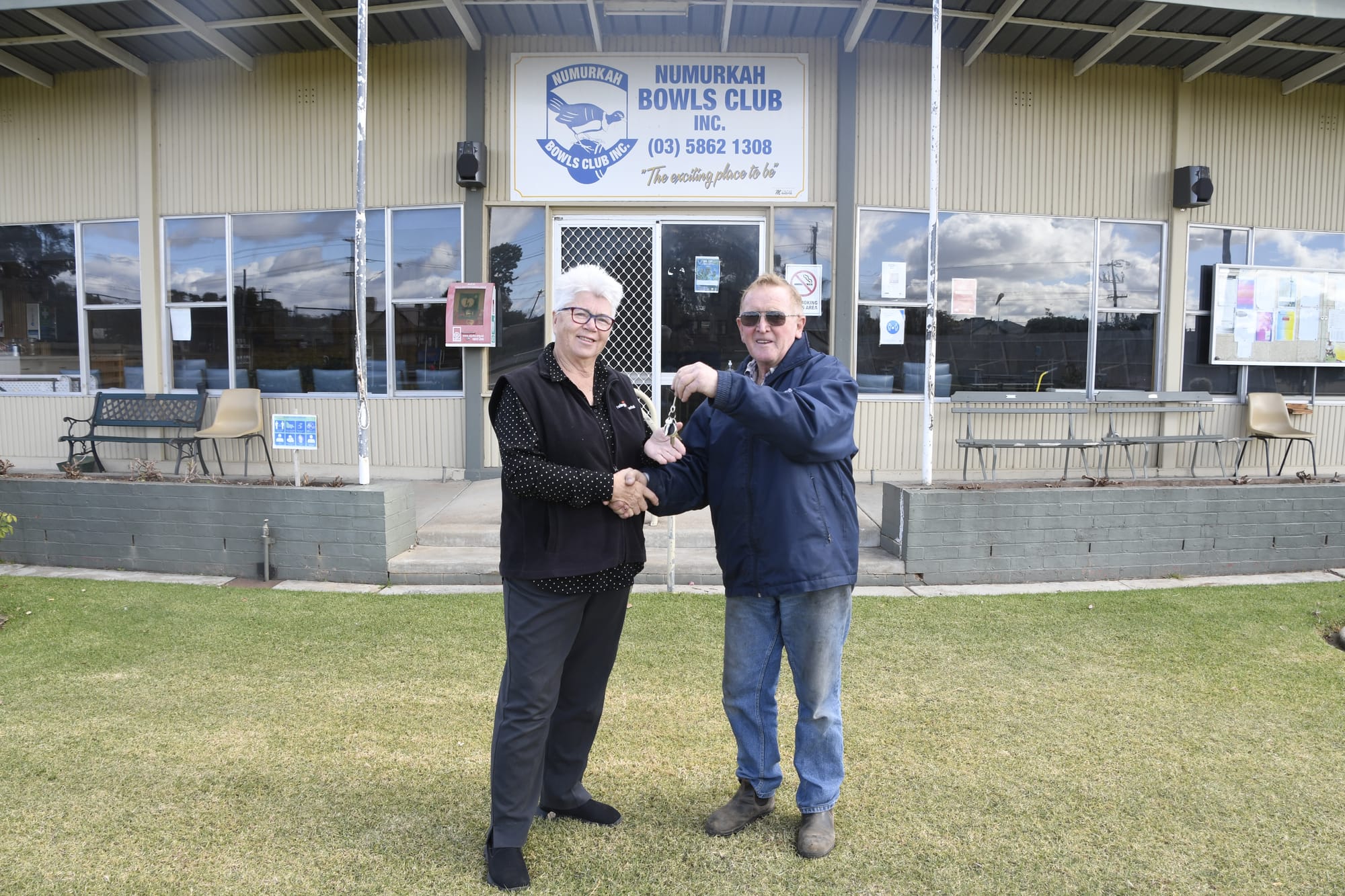 New leader ... Out going president Terry Brennan hands the keys over to new president, Viv Morris. 
