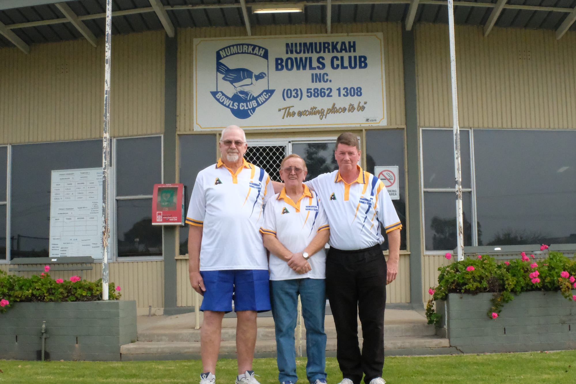 New recruits ... New town bowls coach Ross Higgins with club president Terry Brennan, and recruit Brian Hall.