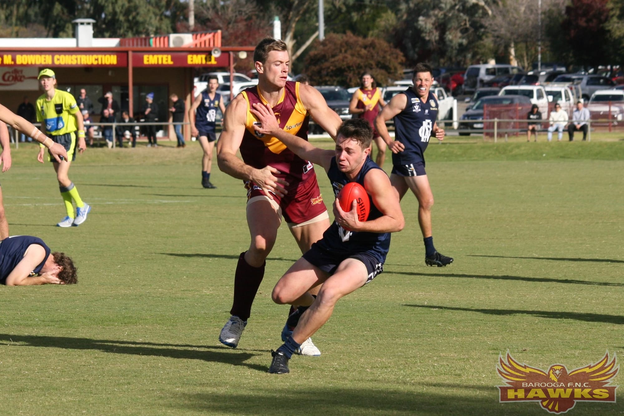 Don’t argue ... Josh Hoffmann sticks the don’t argue out to a much bigger Barooga opponent. 
