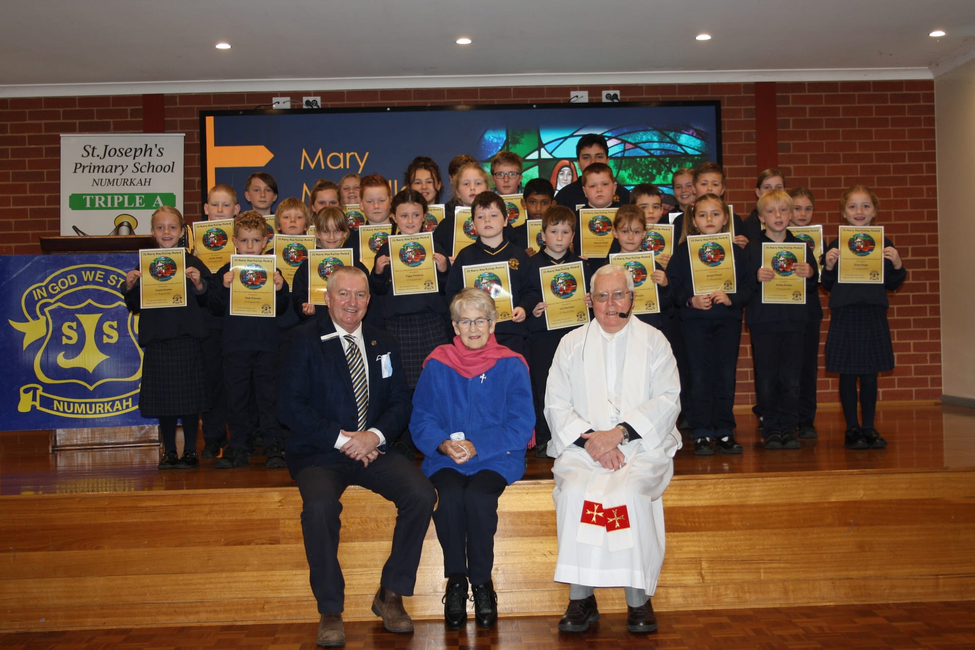 Back row (from left) : Jack Green, Sophie Rosemeier, Penny Alston, Brock Jenner, Xavier Prior, Nathan McGregor, Sienna Lawless and Hannah Kelly.
 
Middle Row : Justin Hendy, Owen Chmiel, Lenni Edis, Charlie Jenner, Taylah Duggan, Ishaan Maharaj, Samuel Altoft, Ethan Brown, Lenny Gledhill and Tilly Schreenan.
 
Front row : Caylee Rawson, Kade Brennon, Jessica Green, Poppy Patching, Caleb Campbell, Wil Foulston, Charile Skilfas, Georgia Brassil, Harley Rankin and Eliza Razga.