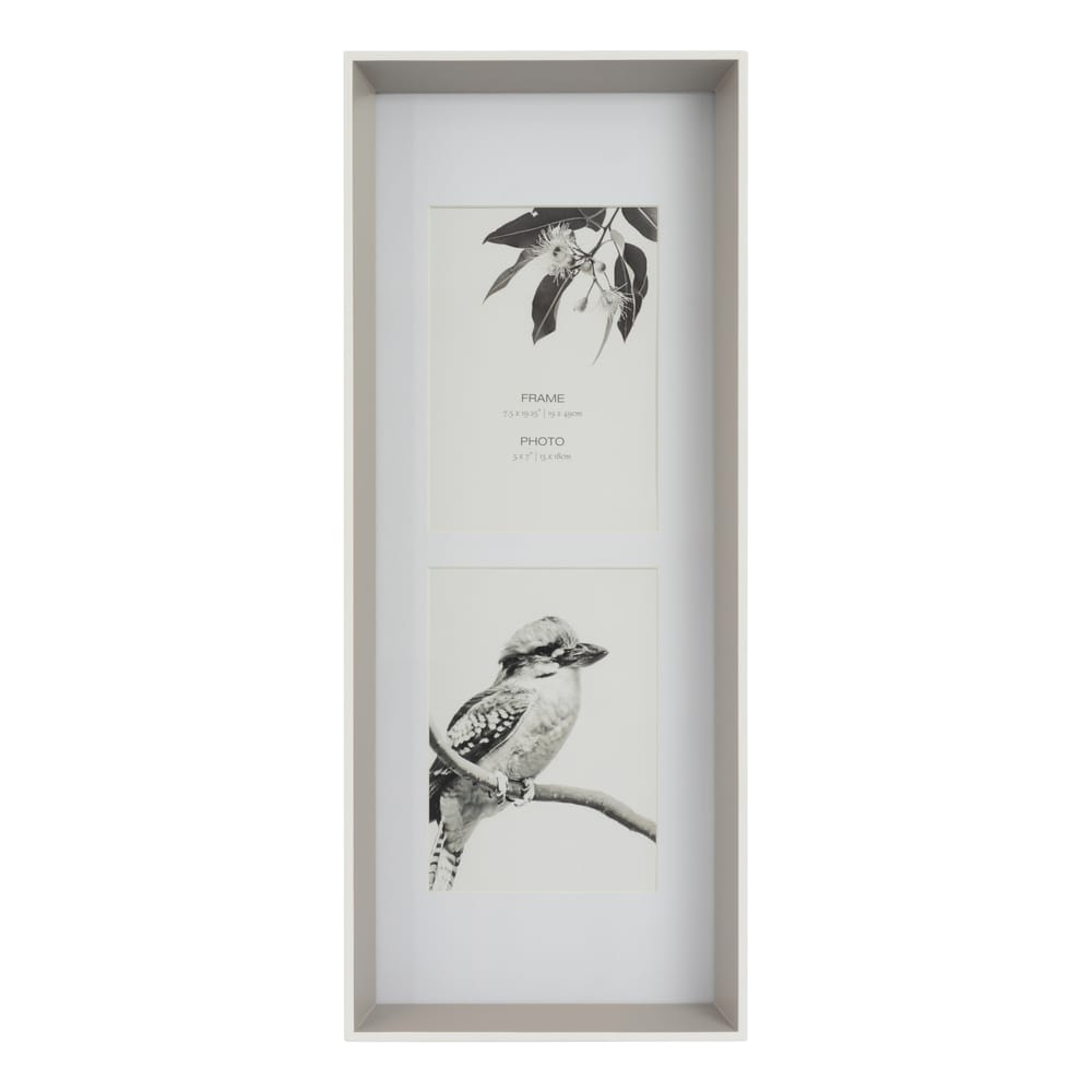 Yara — $55 2 options: 3 6x4" photos or 2 5x7" photos. post image